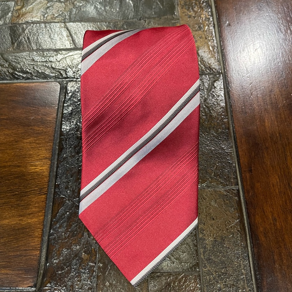 Vesuvio Napoli Elegant Red Striped Men's Silk Tie